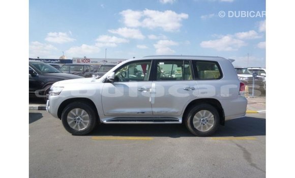 Buy Import Toyota Land Cruiser Grey Car in Import - Dubai in Central Buy Import Toyota Land Cruiser Grey Car in Import - Dubai in Central