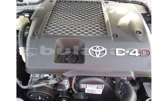 Acheter Import Voiture Toyota Hilux Gris à Import - Dubai, Central Acheter Import Voiture Toyota Hilux Gris à Import - Dubai, Central