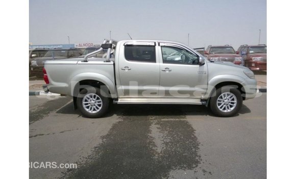 Buy Import Toyota Hilux Grey Car in Import - Dubai in Central Buy Import Toyota Hilux Grey Car in Import - Dubai in Central