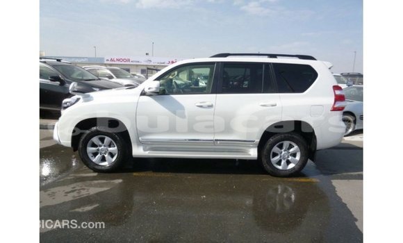 Buy Import Toyota Prado White Car in Import - Dubai in Central Buy Import Toyota Prado White Car in Import - Dubai in Central