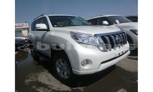 Acheter Import Voiture Toyota Prado Blanc à Import - Dubai, Central Acheter Import Voiture Toyota Prado Blanc à Import - Dubai, Central