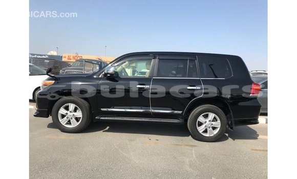 Buy Import Toyota Land Cruiser Black Car in Import - Dubai in Central Buy Import Toyota Land Cruiser Black Car in Import - Dubai in Central