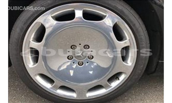 Acheter Import Voiture Mercedes-Benz 190 Noir à Import - Dubai, Central Acheter Import Voiture Mercedes-Benz 190 Noir à Import - Dubai, Central