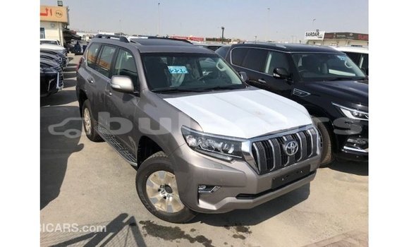 Acheter Import Voiture Toyota Prado Marron à Import - Dubai, Central Acheter Import Voiture Toyota Prado Marron à Import - Dubai, Central