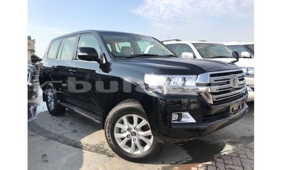 Acheter Import Voiture Toyota Land Cruiser Noir à Import - Dubai, Central Acheter Import Voiture Toyota Land Cruiser Noir à Import - Dubai, Central