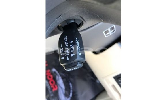 Acheter Import Voiture Toyota Land Cruiser Noir à Import - Dubai, Central Acheter Import Voiture Toyota Land Cruiser Noir à Import - Dubai, Central