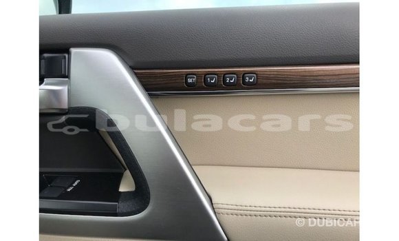 Buy Import Toyota Land Cruiser White Car in Import - Dubai in Central Buy Import Toyota Land Cruiser White Car in Import - Dubai in Central