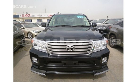 Buy Import Toyota Land Cruiser Black Car in Import - Dubai in Central Buy Import Toyota Land Cruiser Black Car in Import - Dubai in Central