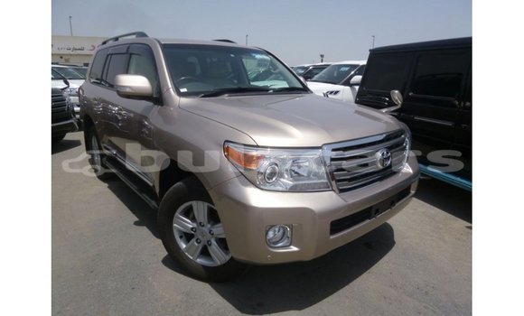 Buy Import Toyota Land Cruiser Other Car in Import - Dubai in Central Buy Import Toyota Land Cruiser Other Car in Import - Dubai in Central