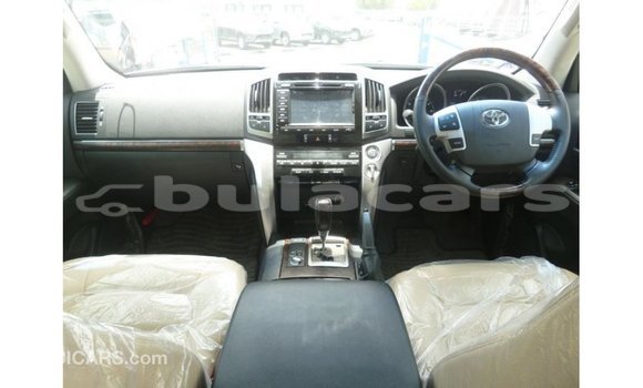 Buy Import Toyota Land Cruiser Other Car in Import - Dubai in Central Buy Import Toyota Land Cruiser Other Car in Import - Dubai in Central