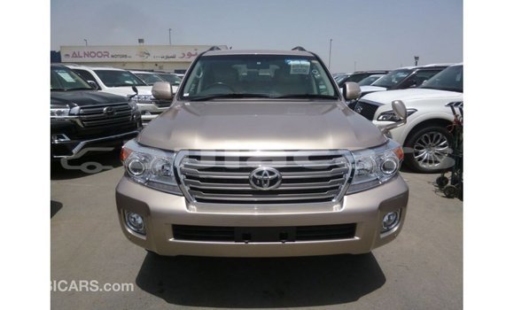 Buy Import Toyota Land Cruiser Other Car in Import - Dubai in Central Buy Import Toyota Land Cruiser Other Car in Import - Dubai in Central