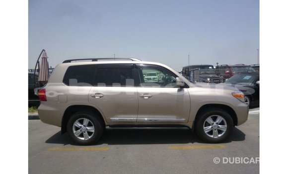 Buy Import Toyota Land Cruiser Other Car in Import - Dubai in Central Buy Import Toyota Land Cruiser Other Car in Import - Dubai in Central