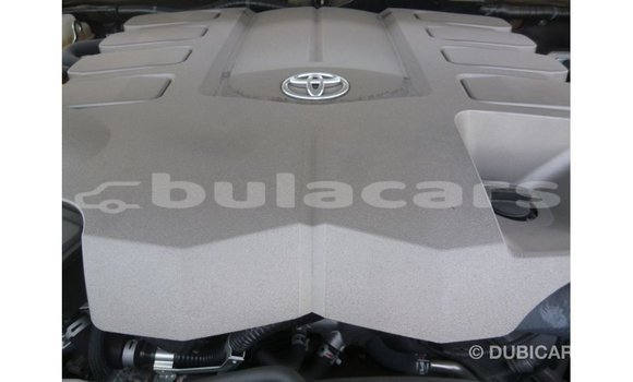 Buy Import Toyota Land Cruiser Other Car in Import - Dubai in Central Buy Import Toyota Land Cruiser Other Car in Import - Dubai in Central