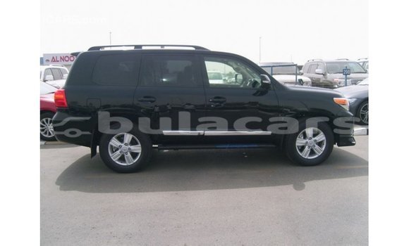 Buy Import Toyota Land Cruiser Black Car in Import - Dubai in Central Buy Import Toyota Land Cruiser Black Car in Import - Dubai in Central