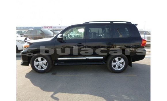 Buy Import Toyota Land Cruiser Black Car in Import - Dubai in Central Buy Import Toyota Land Cruiser Black Car in Import - Dubai in Central