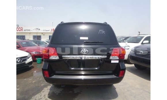 Buy Import Toyota Land Cruiser Black Car in Import - Dubai in Central Buy Import Toyota Land Cruiser Black Car in Import - Dubai in Central