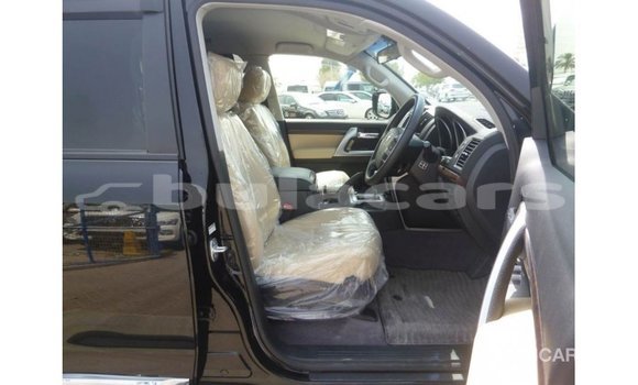 Buy Import Toyota Land Cruiser Black Car in Import - Dubai in Central Buy Import Toyota Land Cruiser Black Car in Import - Dubai in Central