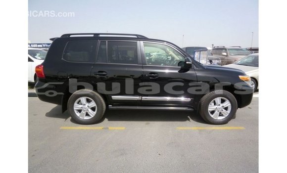 Buy Import Toyota Land Cruiser Black Car in Import - Dubai in Central Buy Import Toyota Land Cruiser Black Car in Import - Dubai in Central