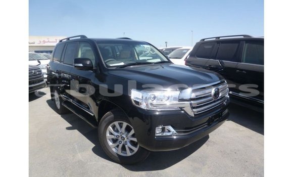 Buy Import Toyota Land Cruiser Black Car in Import - Dubai in Central Buy Import Toyota Land Cruiser Black Car in Import - Dubai in Central