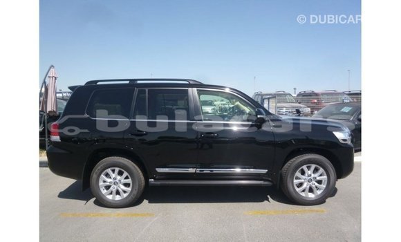 Buy Import Toyota Land Cruiser Black Car in Import - Dubai in Central Buy Import Toyota Land Cruiser Black Car in Import - Dubai in Central