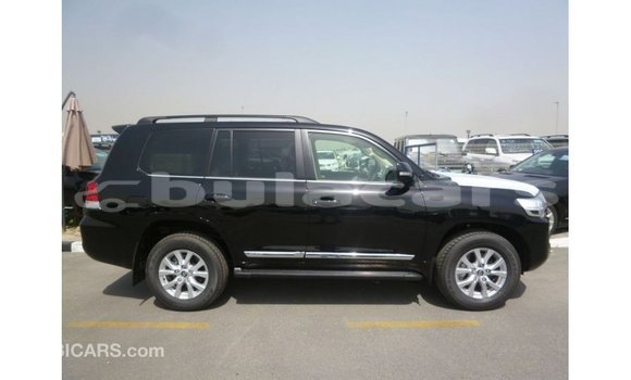 Buy Import Toyota Land Cruiser Black Car in Import - Dubai in Central Buy Import Toyota Land Cruiser Black Car in Import - Dubai in Central