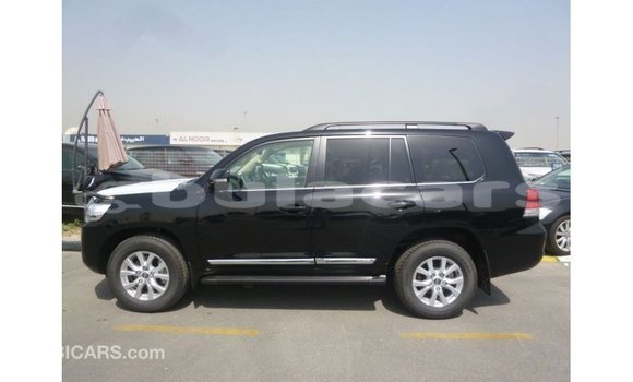 Buy Import Toyota Land Cruiser Black Car in Import - Dubai in Central Buy Import Toyota Land Cruiser Black Car in Import - Dubai in Central