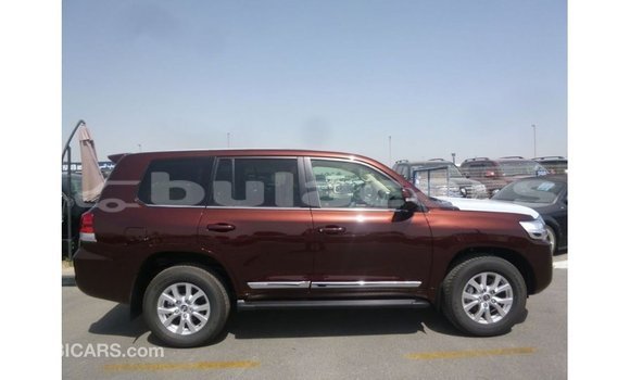 Buy Import Toyota Land Cruiser Other Car in Import - Dubai in Central Buy Import Toyota Land Cruiser Other Car in Import - Dubai in Central