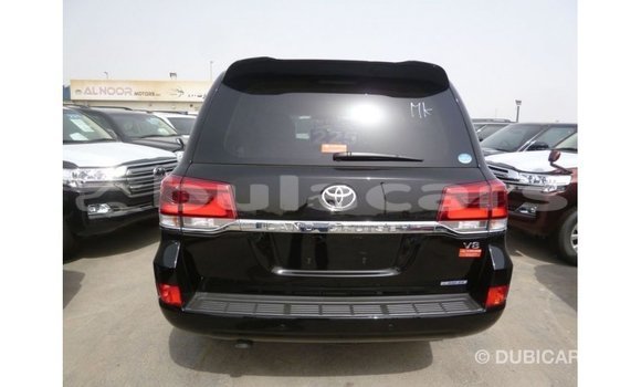 Acheter Import Voiture Toyota Land Cruiser Noir à Import - Dubai, Central Acheter Import Voiture Toyota Land Cruiser Noir à Import - Dubai, Central
