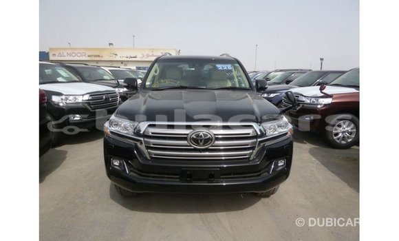Acheter Import Voiture Toyota Land Cruiser Noir à Import - Dubai, Central Acheter Import Voiture Toyota Land Cruiser Noir à Import - Dubai, Central