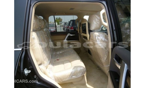 Buy Import Toyota Land Cruiser Black Car in Import - Dubai in Central Buy Import Toyota Land Cruiser Black Car in Import - Dubai in Central