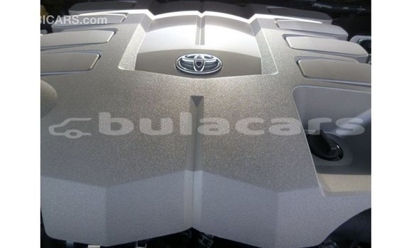 Buy Import Toyota Land Cruiser Black Car in Import - Dubai in Central Buy Import Toyota Land Cruiser Black Car in Import - Dubai in Central