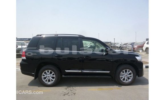 Buy Import Toyota Land Cruiser Black Car in Import - Dubai in Central Buy Import Toyota Land Cruiser Black Car in Import - Dubai in Central