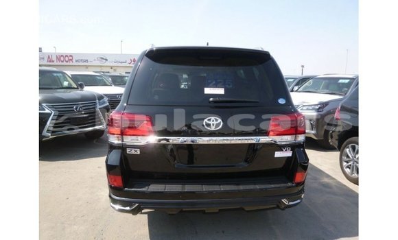 Buy Import Toyota Land Cruiser Black Car in Import - Dubai in Central Buy Import Toyota Land Cruiser Black Car in Import - Dubai in Central