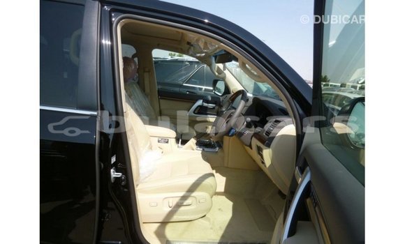 Buy Import Toyota Land Cruiser Black Car in Import - Dubai in Central Buy Import Toyota Land Cruiser Black Car in Import - Dubai in Central