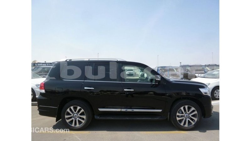 Big with watermark toyota land cruiser central import dubai 6271