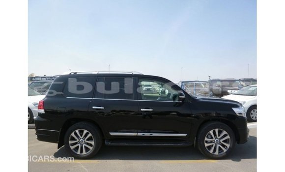 Buy Import Toyota Land Cruiser Black Car in Import - Dubai in Central Buy Import Toyota Land Cruiser Black Car in Import - Dubai in Central