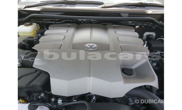 Buy Import Toyota Land Cruiser White Car in Import - Dubai in Central Buy Import Toyota Land Cruiser White Car in Import - Dubai in Central