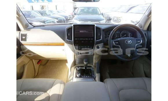 Buy Import Toyota Land Cruiser Black Car in Import - Dubai in Central Buy Import Toyota Land Cruiser Black Car in Import - Dubai in Central