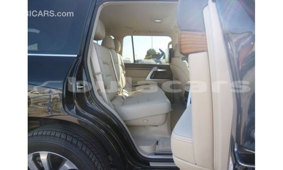 Buy Import Toyota Land Cruiser Black Car in Import - Dubai in Central Buy Import Toyota Land Cruiser Black Car in Import - Dubai in Central