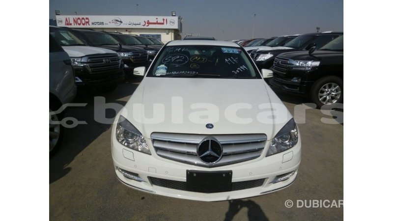 Big with watermark mercedes benz 200 central import dubai 6279