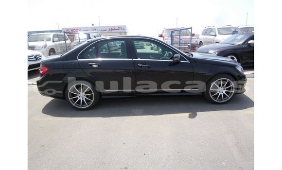 Buy Import Mercedes-Benz 200 Black Car in Import - Dubai in Central Buy Import Mercedes-Benz 200 Black Car in Import - Dubai in Central