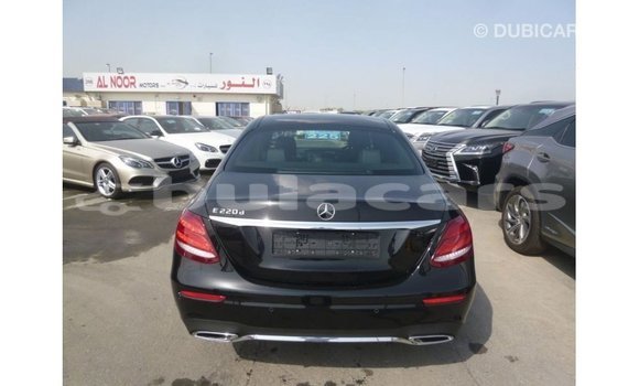 Buy Import Mercedes-Benz 190 Black Car in Import - Dubai in Central Buy Import Mercedes-Benz 190 Black Car in Import - Dubai in Central