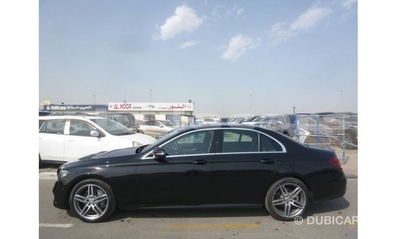 Buy Import Mercedes-Benz 190 Black Car in Import - Dubai in Central Buy Import Mercedes-Benz 190 Black Car in Import - Dubai in Central