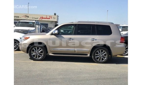 Acheter Import Voiture Toyota Land Cruiser Autre à Import - Dubai, Central Acheter Import Voiture Toyota Land Cruiser Autre à Import - Dubai, Central