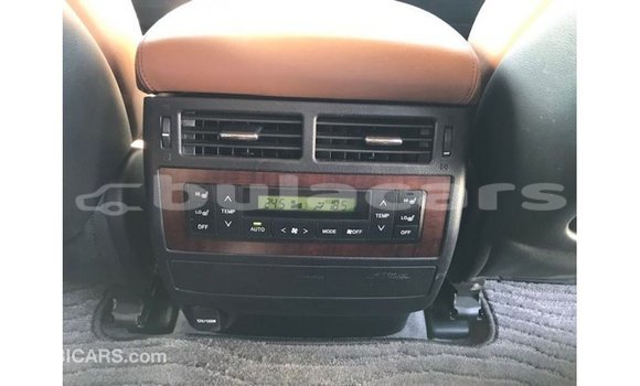 Acheter Import Voiture Toyota Land Cruiser Autre à Import - Dubai, Central Acheter Import Voiture Toyota Land Cruiser Autre à Import - Dubai, Central