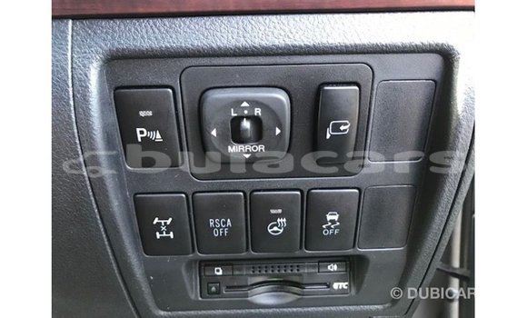 Acheter Import Voiture Toyota Land Cruiser Autre à Import - Dubai, Central Acheter Import Voiture Toyota Land Cruiser Autre à Import - Dubai, Central