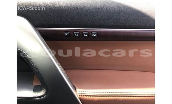 Acheter Import Voiture Toyota Land Cruiser Autre à Import - Dubai, Central Acheter Import Voiture Toyota Land Cruiser Autre à Import - Dubai, Central