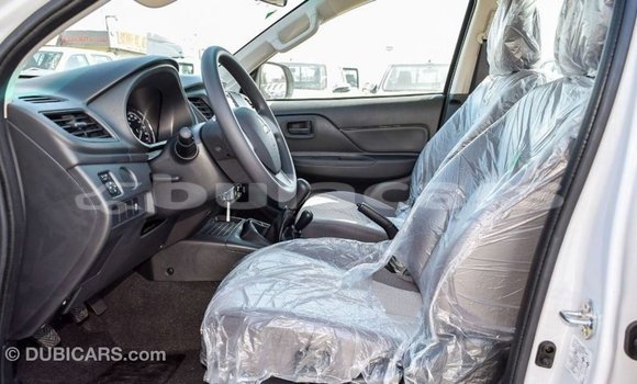 Buy Import Mitsubishi L200 White Car in Import - Dubai in Central Buy Import Mitsubishi L200 White Car in Import - Dubai in Central