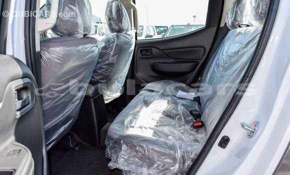 Buy Import Mitsubishi L200 White Car in Import - Dubai in Central Buy Import Mitsubishi L200 White Car in Import - Dubai in Central