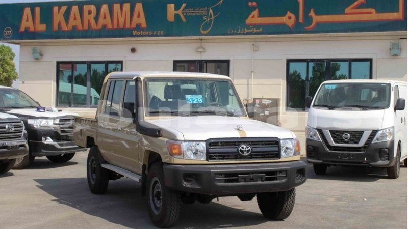 Big with watermark toyota land cruiser central import dubai 6310